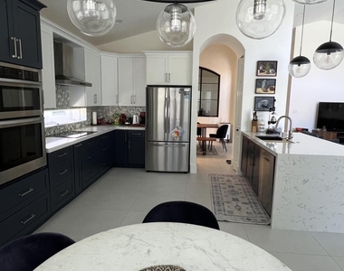 19305 Skyridge Circle - Photo Thumbnail 16