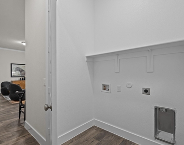 3284 Ganzer Road W - Photo Thumbnail 14