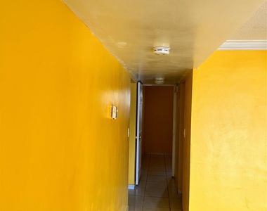 5900 Nw 17th Place - Photo Thumbnail 10