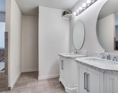 470 County Road 3198 - Photo Thumbnail 9