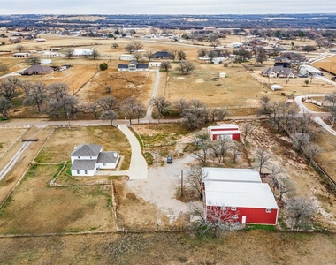 470 County Road 3198 - Photo Thumbnail 16