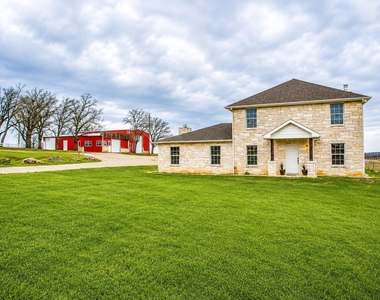 470 County Road 3198 - Photo Thumbnail 1