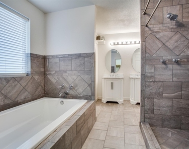 470 County Road 3198 - Photo Thumbnail 10