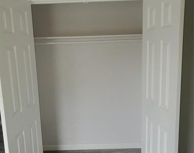 6754 Trail Lake Drive - Photo Thumbnail 11