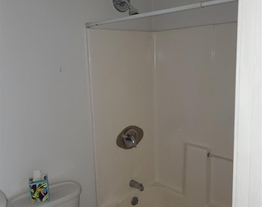 6754 Trail Lake Drive - Photo Thumbnail 13