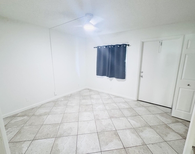 2820 Tennis Club Drive - Photo Thumbnail 12