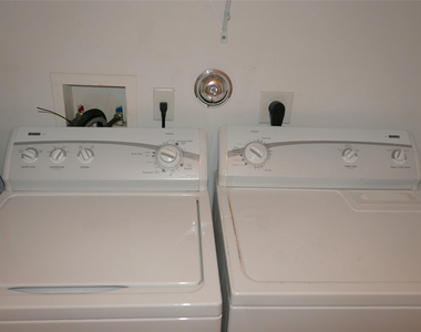 7614 Colony Lake Drive - Photo Thumbnail 23