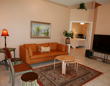 7614 Colony Lake Drive - Photo Thumbnail 4