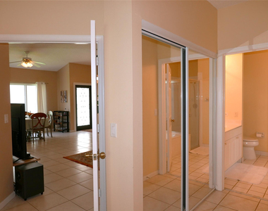 7614 Colony Lake Drive - Photo Thumbnail 17