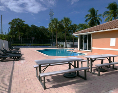 7614 Colony Lake Drive - Photo Thumbnail 37