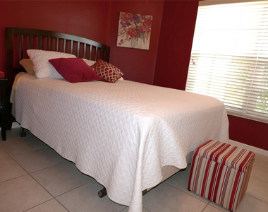 7614 Colony Lake Drive - Photo Thumbnail 20