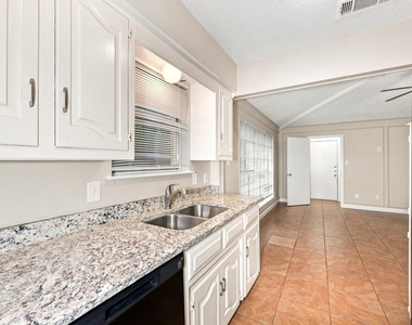 1315 Drury Drive - Photo Thumbnail 1