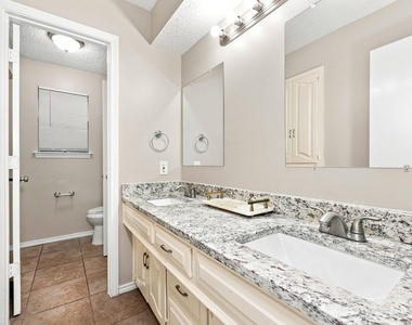 1315 Drury Drive - Photo Thumbnail 5
