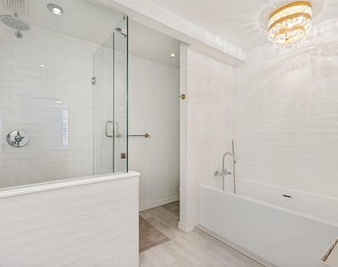 5909 Luther Lane - Photo Thumbnail 5