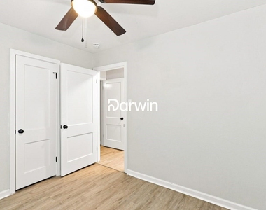 4328 Waits Avenue - Photo Thumbnail 8