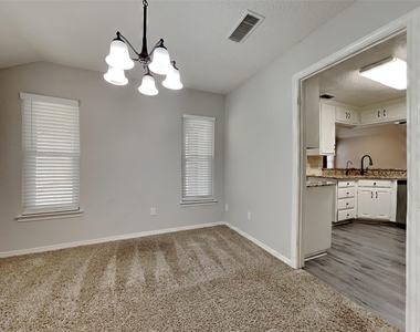 5402 Summit Peak Drive - Photo Thumbnail 9