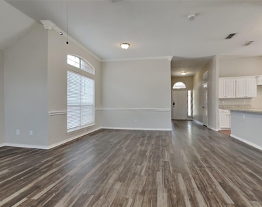 9053 San Joaquin Trail - Photo Thumbnail 2