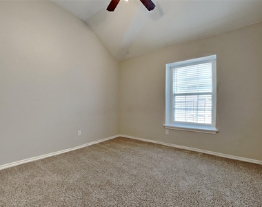 9053 San Joaquin Trail - Photo Thumbnail 13