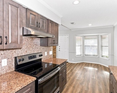 7316 Glen Haven Drive - Photo Thumbnail 1