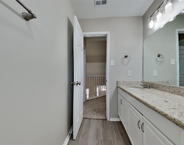 6332 Glen Knoll Drive - Photo Thumbnail 15