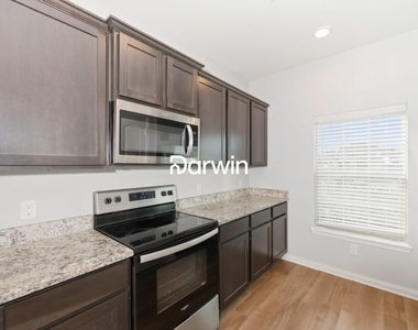 132 Bush Drive - Photo Thumbnail 3