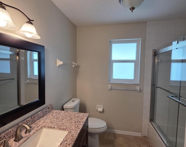 5501 Se Nassau Terrace - Photo Thumbnail 30