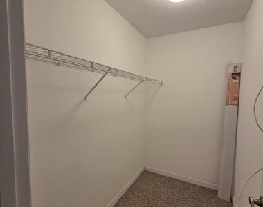 5501 Se Nassau Terrace - Photo Thumbnail 31