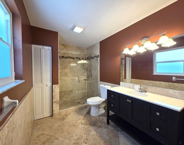 5501 Se Nassau Terrace - Photo Thumbnail 25