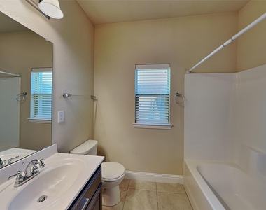 7417 Rose Crest Boulevard - Photo Thumbnail 14