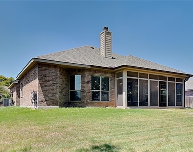 7417 Rose Crest Boulevard - Photo Thumbnail 10