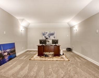 2701 Ash Avenue - Photo Thumbnail 22
