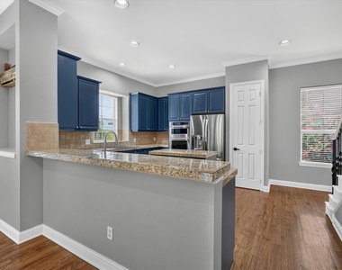 4114 Lafayette Street - Photo Thumbnail 16