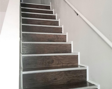 109 Mimosa Street - Photo Thumbnail 5