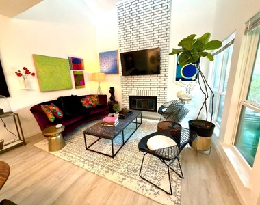 8404 Forest Lane - Photo Thumbnail 1