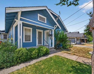 1211 S Montclair Avenue - Photo Thumbnail 3