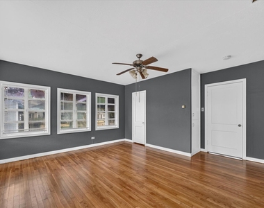1211 S Montclair Avenue - Photo Thumbnail 9