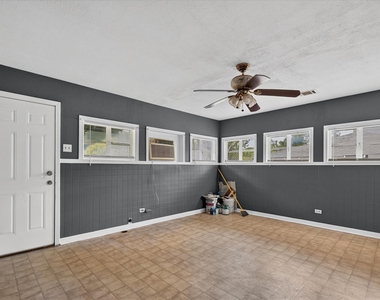 1211 S Montclair Avenue - Photo Thumbnail 11