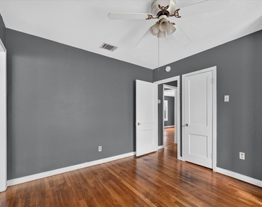 1211 S Montclair Avenue - Photo Thumbnail 25