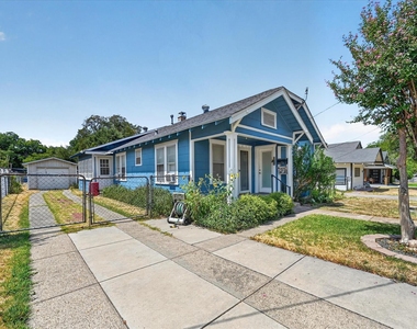 1211 S Montclair Avenue - Photo Thumbnail 2
