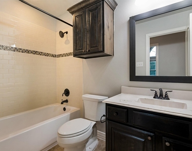 2144 Cross Creek Drive - Photo Thumbnail 32