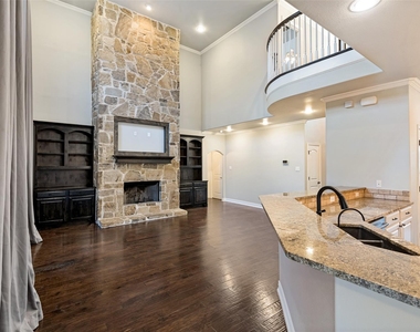 2144 Cross Creek Drive - Photo Thumbnail 12