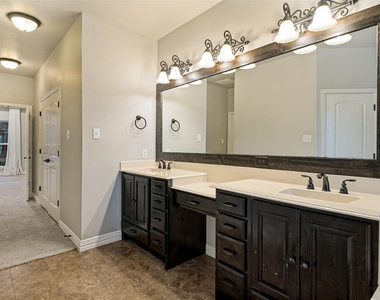 2144 Cross Creek Drive - Photo Thumbnail 26