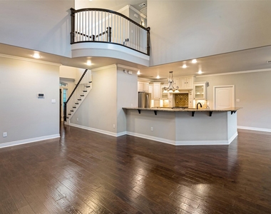 2144 Cross Creek Drive - Photo Thumbnail 13