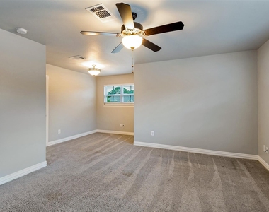 2144 Cross Creek Drive - Photo Thumbnail 30