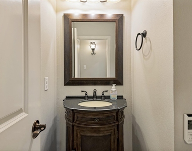 2144 Cross Creek Drive - Photo Thumbnail 21