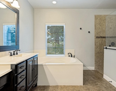 2144 Cross Creek Drive - Photo Thumbnail 24