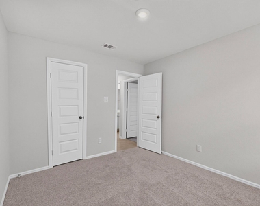 13052 Sandstone Street - Photo Thumbnail 28