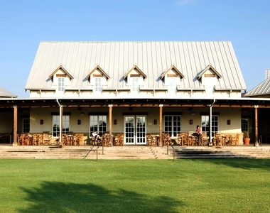811 Ethan Road - Photo Thumbnail 31