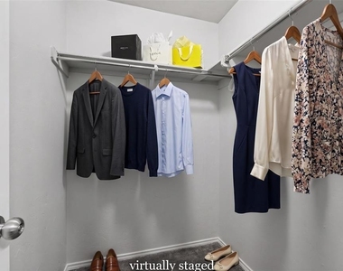 1007 N Deer Court Way - Photo Thumbnail 5