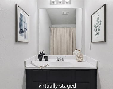 1007 N Deer Court Way - Photo Thumbnail 6